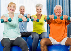 Image of a group of seniors enjoing their workout session.